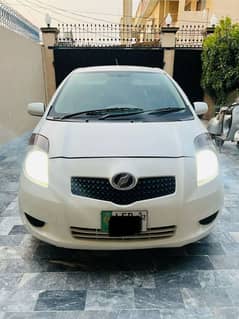 Toyota Vitz 2006