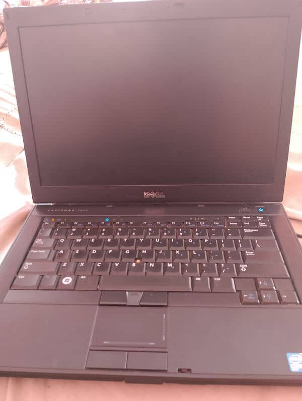 Dell laptop I 5 series 0