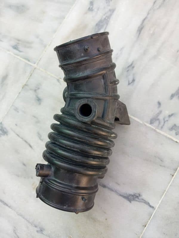 Air Cleaner Pipe Nissan Sunny 1