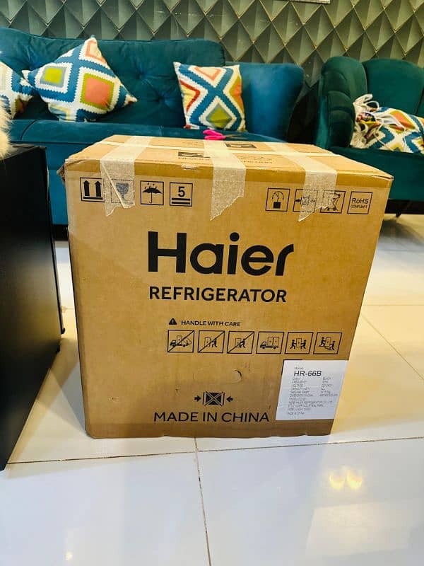 Haier mini fridge 6