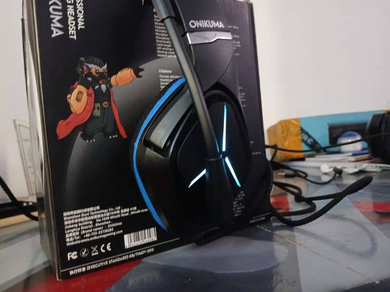 Gaming headphones fantech and onikuma read description 4