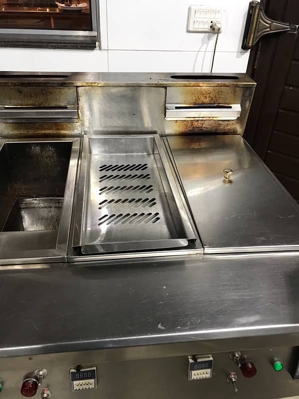 Restaurant kitchen setup for sale New condition 2