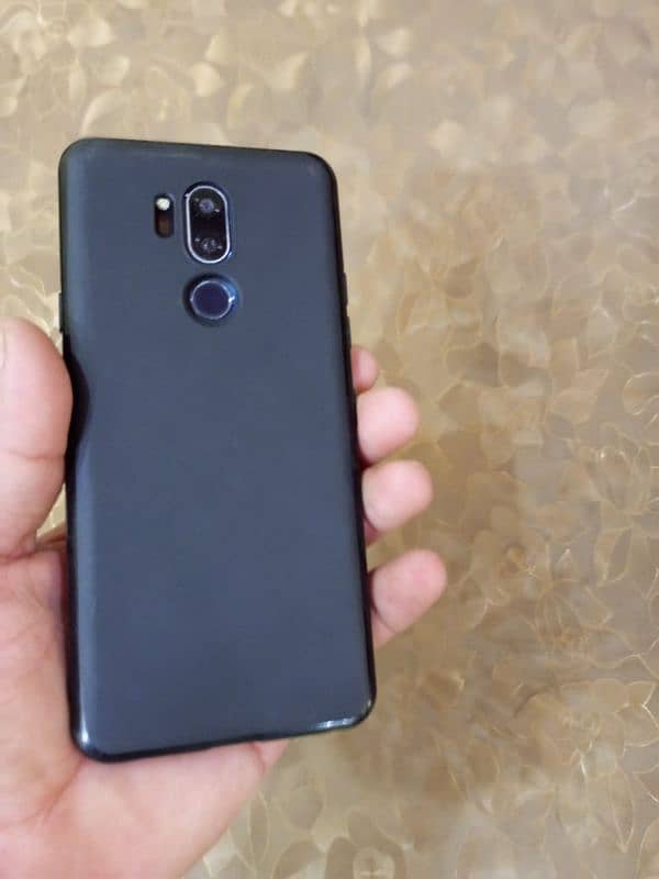 LG G7 buhat hi kamal ka or fast mobile ha no any fault back crack ha 1