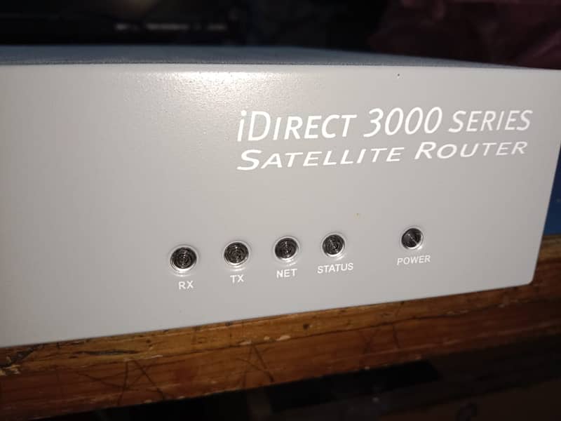 iDirect 3000 Series Satellite Router Model 3100 + Adapter 2