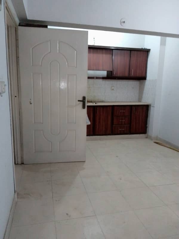 FLAT FOR SALE 2BED LOUNGE 11