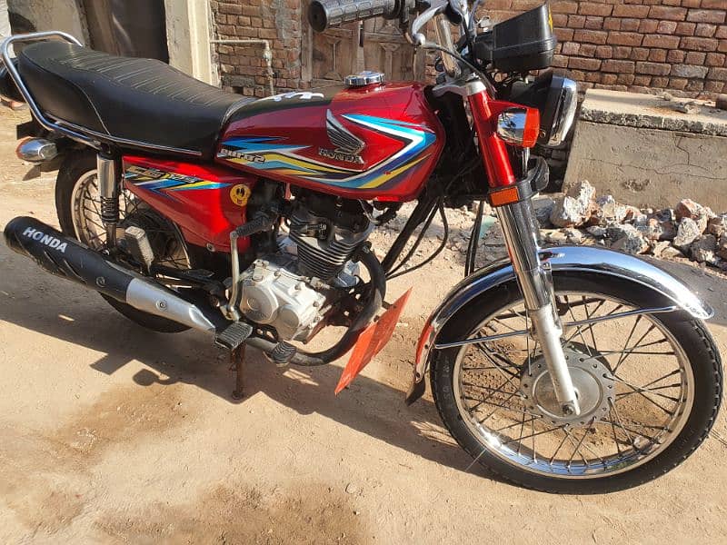 Honda 125 17 Modal 18 ka Sticker ha 1