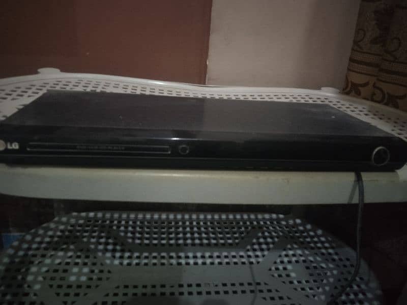 LG DVD player 0