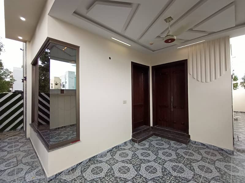 5 MARLA BEAUTIFUL HOUSE FOR RENT IN DHA RAHBER 11 SECTOR 2 6