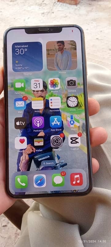 iPhone XS Max dul sim pta approved  m selling 2