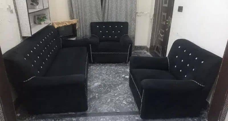 Sofa Set | 5 PCs (3,1,1) | Price Negotiable 6