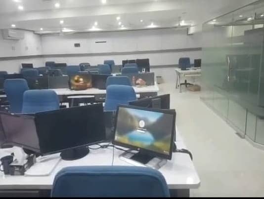 7 Marla Ground + Basment + Mezznine Floor Office For Rent In DHA Phase 2,Block Q, Lahore. 7