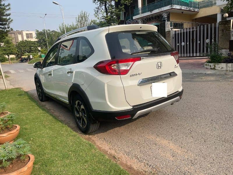 Honda BR-V 2017 8