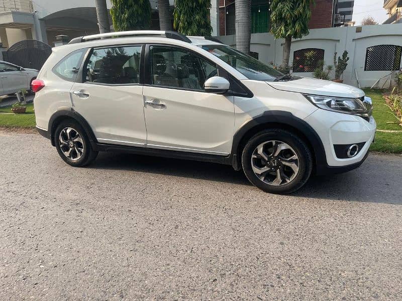 Honda BR-V 2017 11