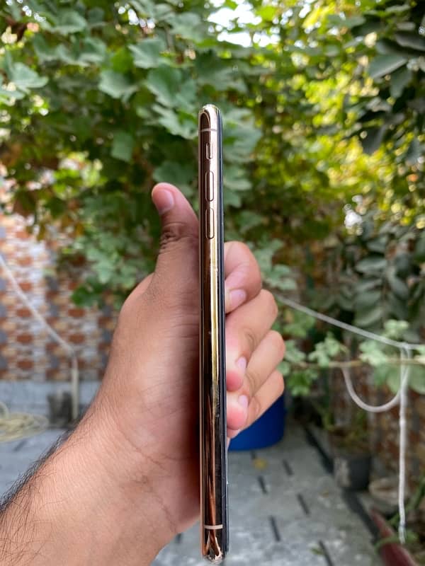 IPHONE XS MAX PTA APPROVED 4