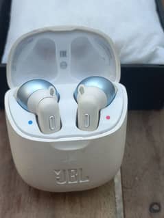 JBL TUNE