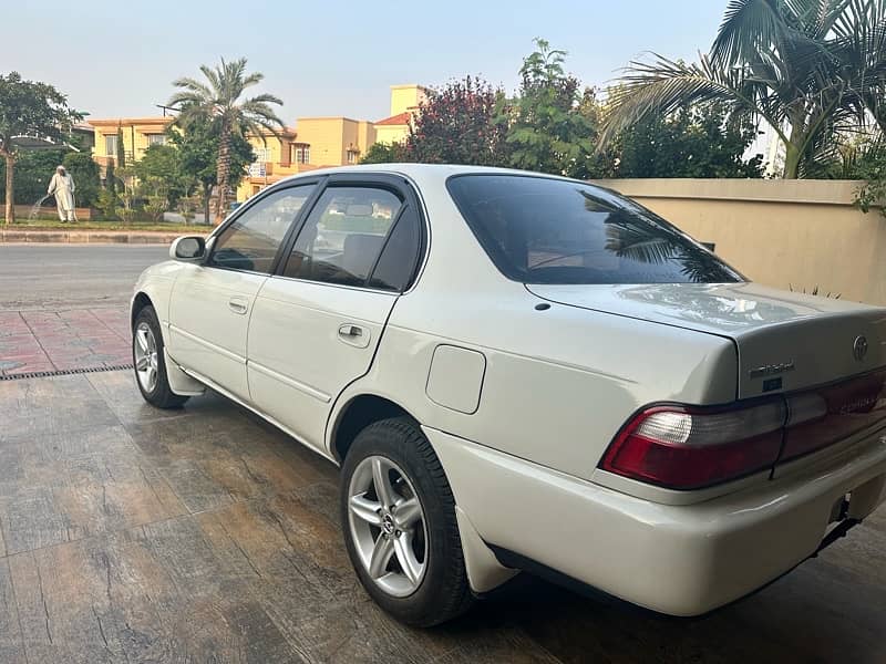 Toyota Corolla XE 1996 6