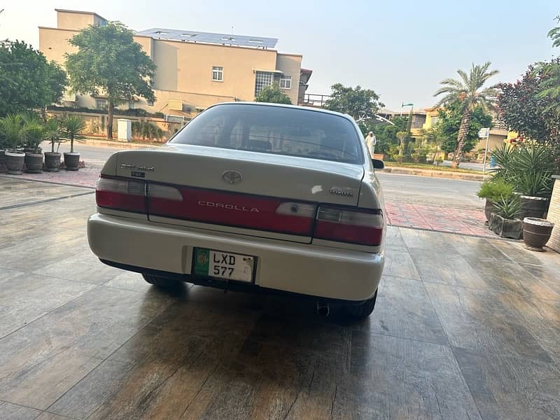 Toyota Corolla XE 1996 7