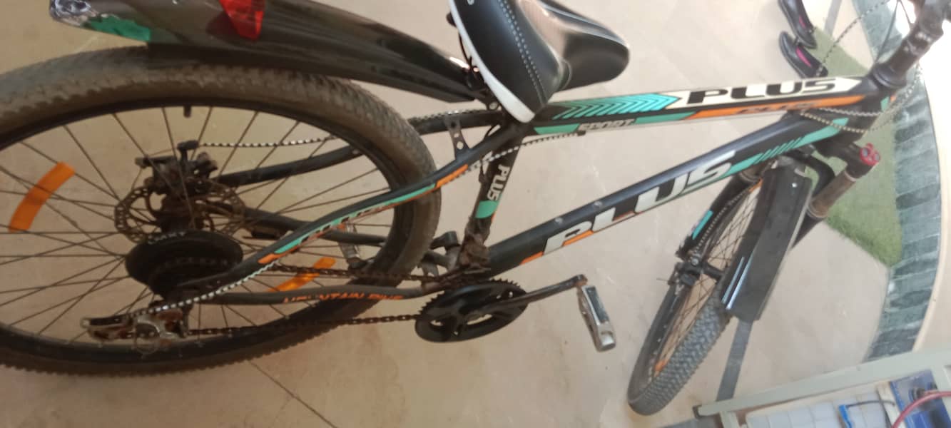 Power Plus Mountain Bike With 10 Gears. 3