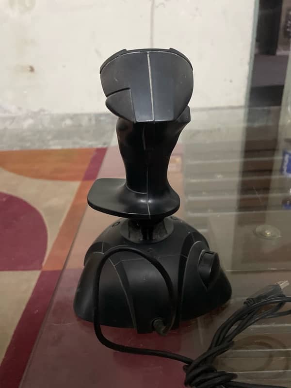 Thrustmaster joystick pc 2