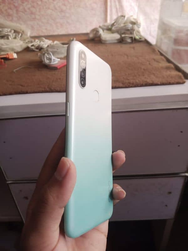 oppo A31 0