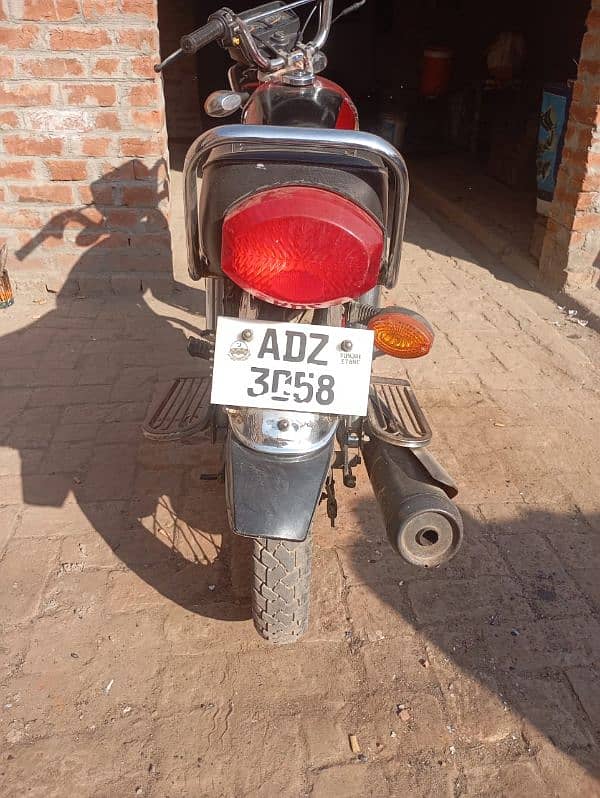 Urgent Sale Honda 125 2021 Model 0307-4748061 3