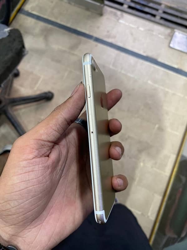 IPhone 7/32GB PTA prove . All ok 5