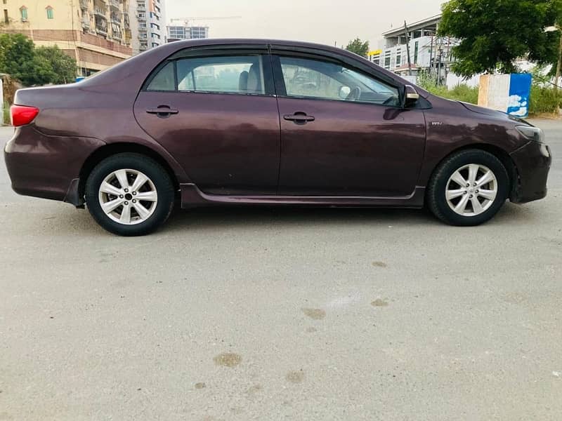 Toyota Corolla GLI 2012 4