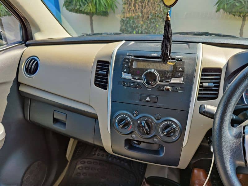 Suzuki Cultus VXL 2018 9