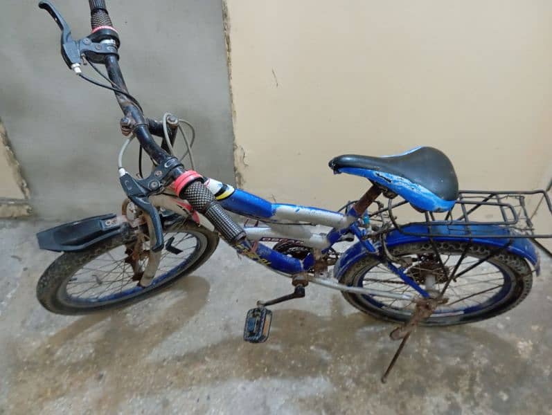 Gear Cycle In Very Good Condition l Blue Colour Bicycle 3