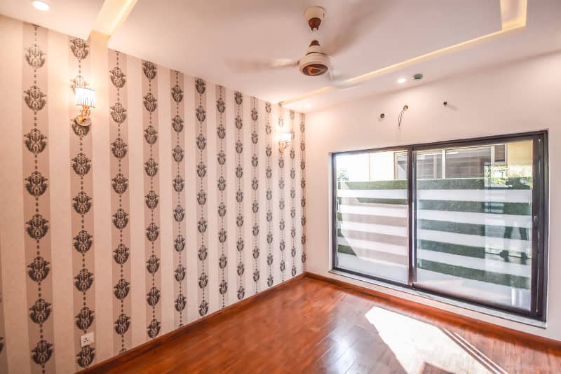 10 Marla Upper Portion For Rent 23