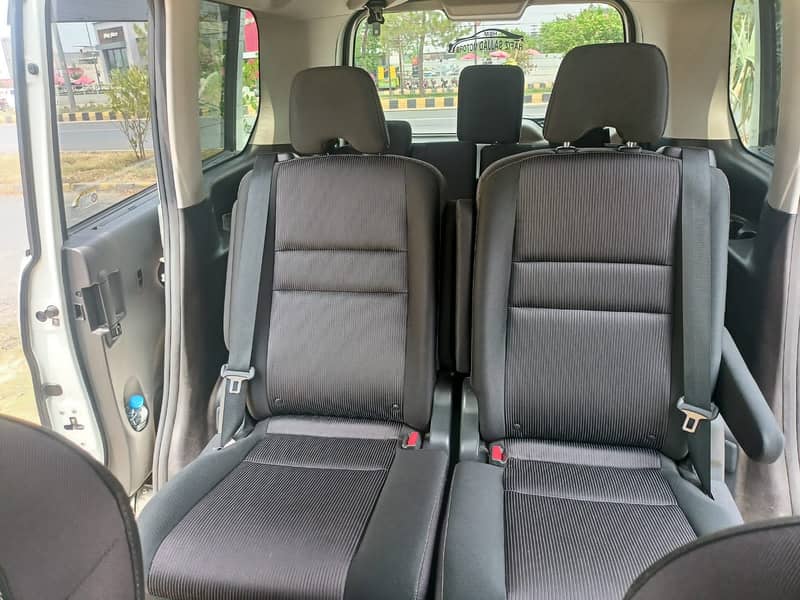 Nissan Serena highway star e-power 2018 9