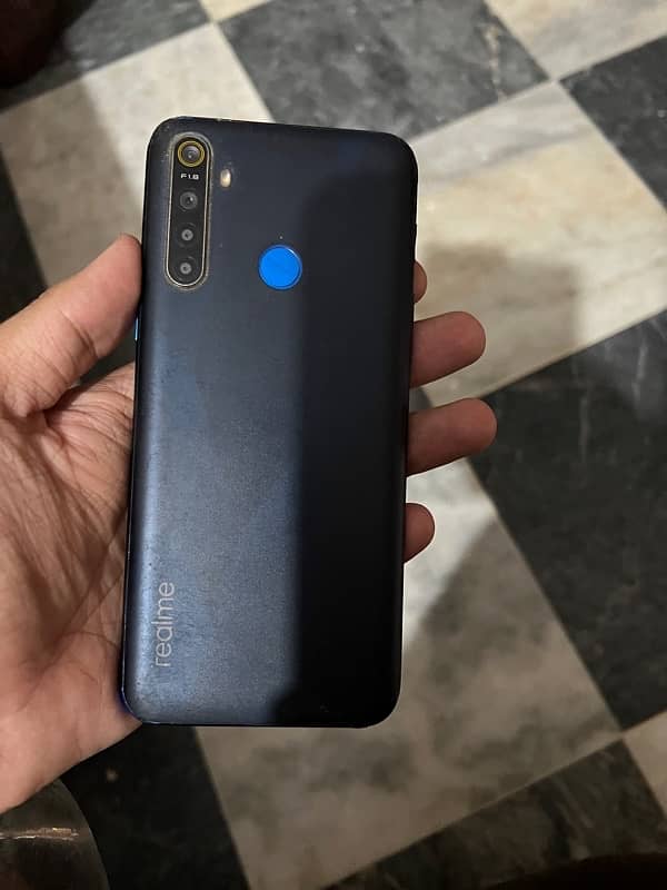 Realme 5 with box charger 4/64 panel break 9