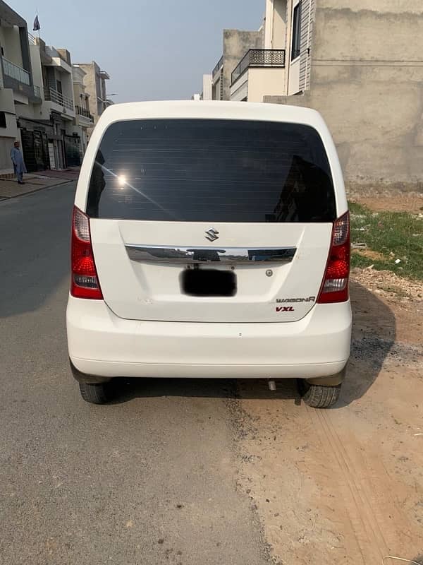 Suzuki Wagon R 2019 1