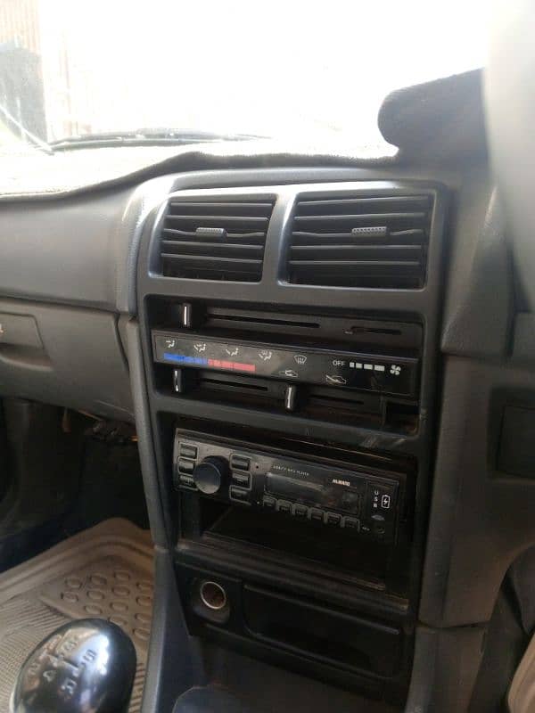 Suzuki Cultus VXL 2005 Power window Power steering 9