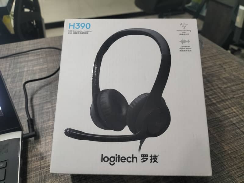 Logitech H390 Headphones with Noise Cancellation 1