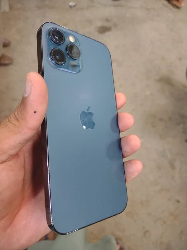 i am selling I phone 12 pro max 512gb PTA Approved 1