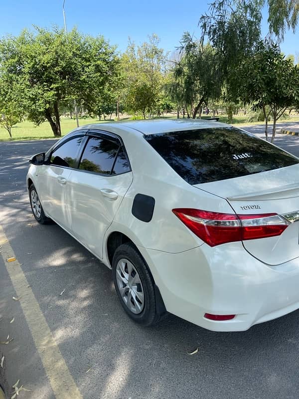 Toyota Corolla GLI 2015 3