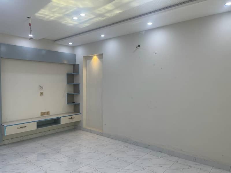 5 MARLA HOUSE PORTION FOR RENT IN PARAGON CITY LAHORE 0