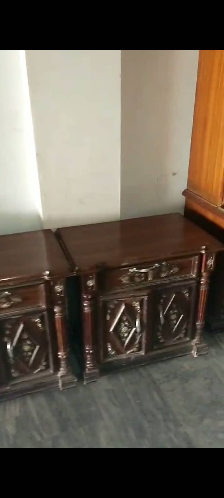 Furniture in samundri city 3