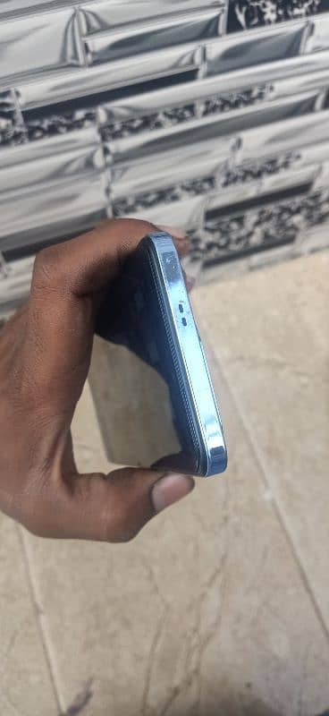 Infinix hot 40 pro 16/256 gb 10/10 urgent sale need money 2