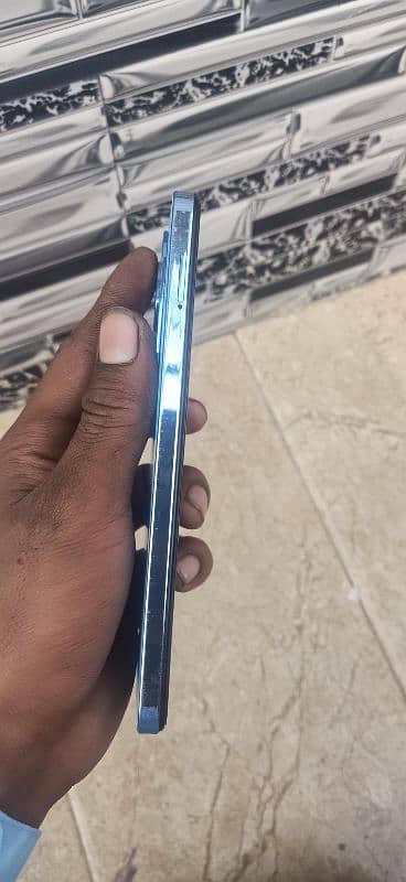 Infinix hot 40 pro 16/256 gb 10/10 urgent sale need money 3