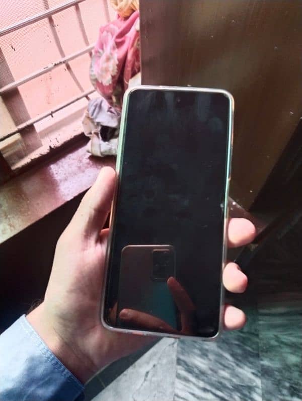 Infinix hot 40 pro 16/256 gb 10/10 urgent sale need money 9