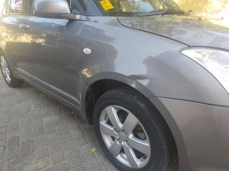 Suzuki Swift 2018 Manual - 1.3 DLX Navigation 15