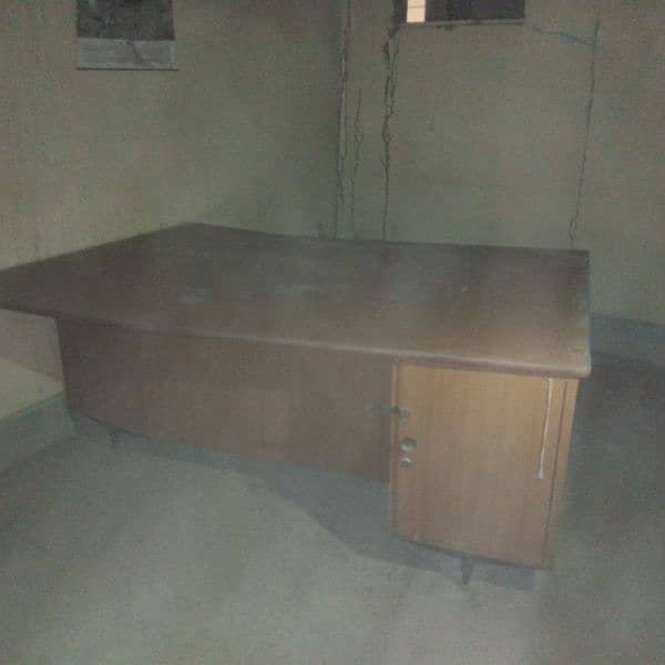 Office table big size 4