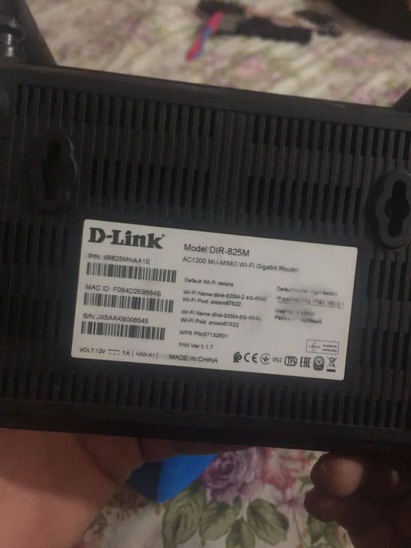 D-Link Ac1200 Wi-Fi Gigabit Router 1