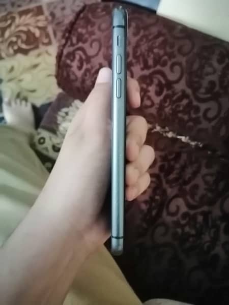 Iphone 11 FU 128gb NON PTA 4