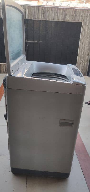 Haier washing machine HWM90-1789 2