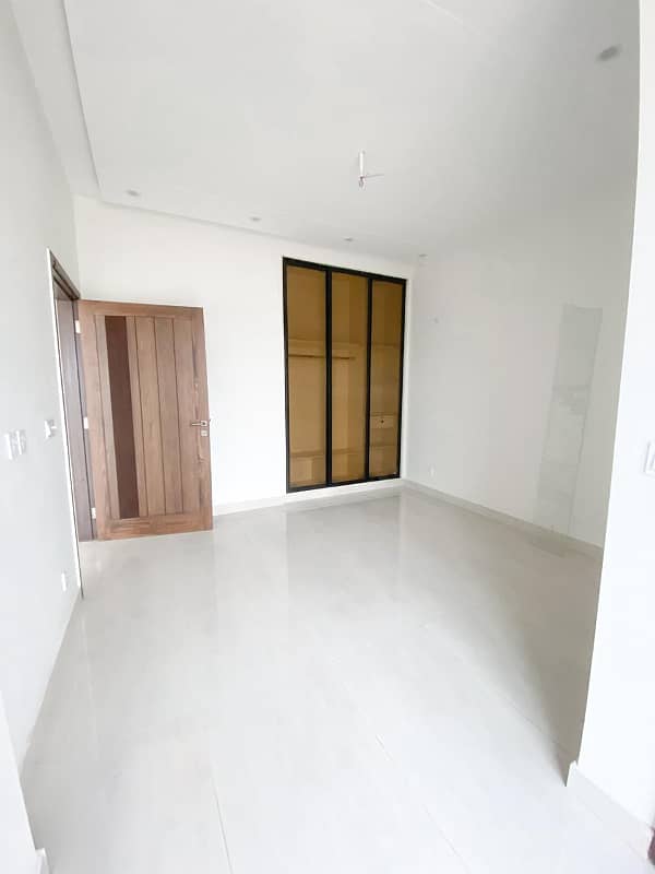 4 Marla triple story Beautiful House with 4 bedrooms attached washroom available for Sale in Royal Residencia block C 13