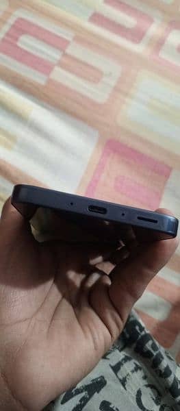 Samsung Galaxy A35 5G box open 2