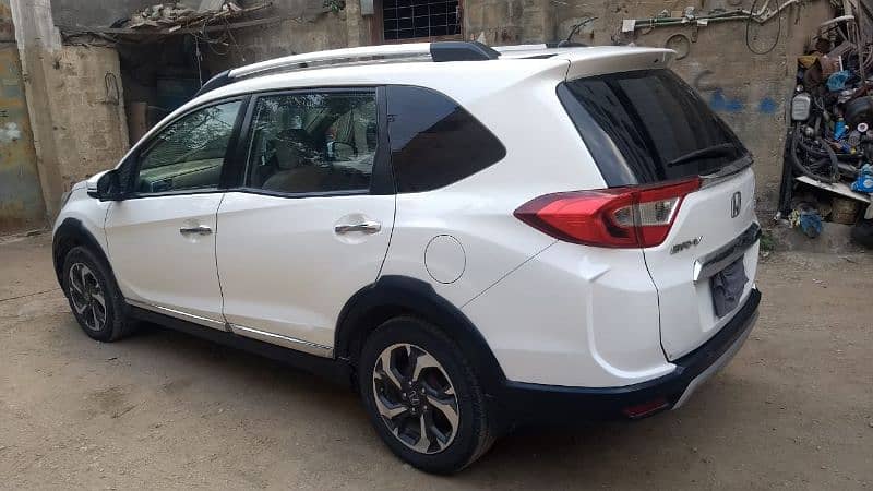 Honda BR-V ECO S Ivtec 1.5 Model 2019 A/T 1